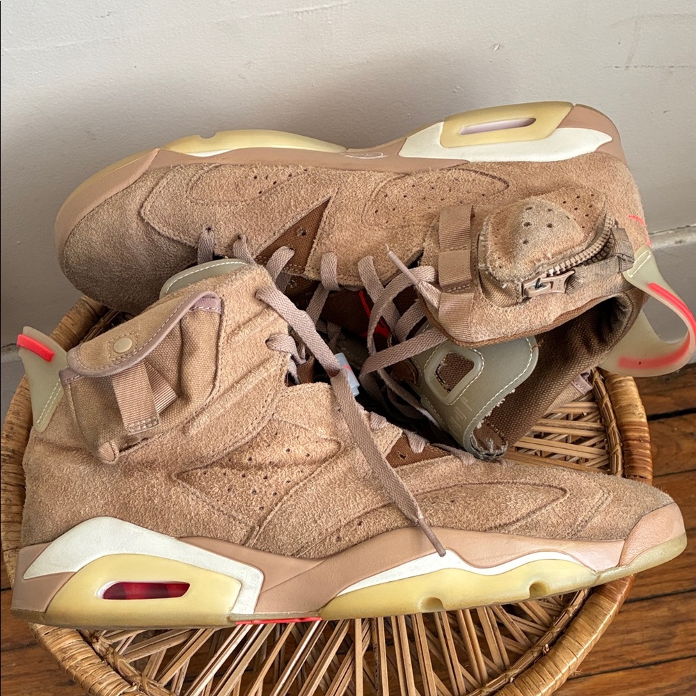 Jordan 6 Retro Travis Scott - Picture 5 of 10